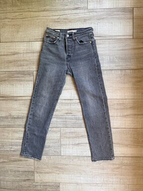Levi's Wedgie Straight Jeans - Light Gray